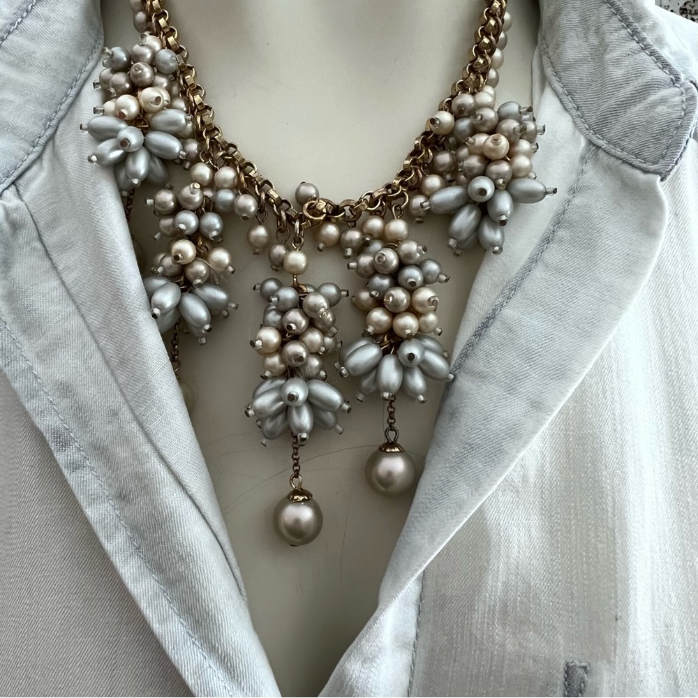 Gorgeous Statement Necklace From Anthropologie Ea… - image 4